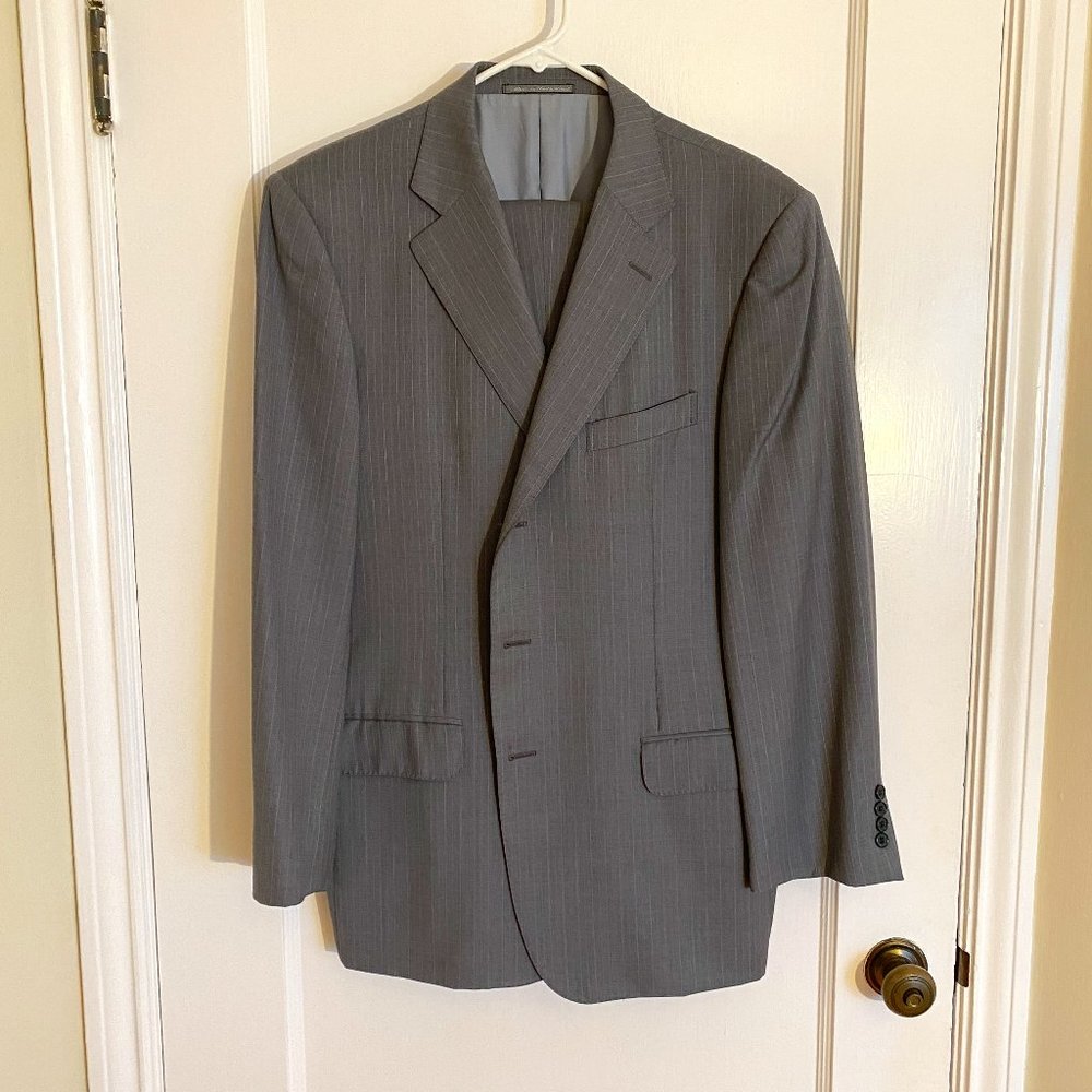 100% Wool Ermenegildo Zegna Suit - 42R - 32/32 - Charcoal with light stripes